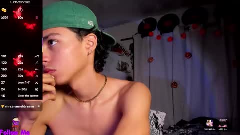 Snapshot of alex_sweet_69 chatting on October 8, 2:43 pm Alex online show from October 8, 2:43 pm