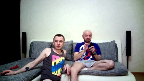 Alex and Tobey online show from March 9, 3:22 am