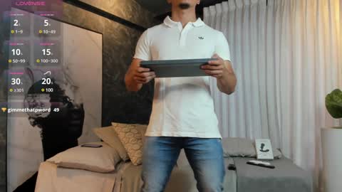 Alex Towers online show from December 2, 6:52 pm