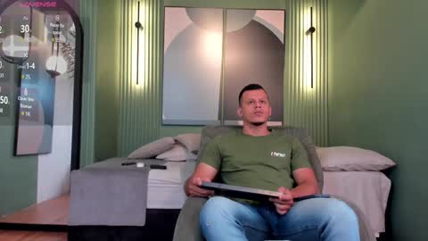Alex Towers online show from February 15, 7:06 pm