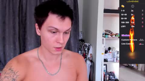 Alex WandHot online show from September 12, 8:14 am