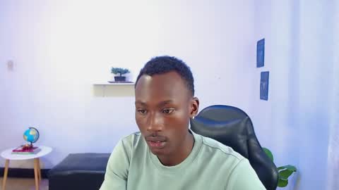 Alexandro online show from April 27, 1:30 pm