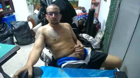 Snapshot of alexamdergal chatting on March 3, 1:48 pm Alexamdergal online show from March 3, 1:48 pm