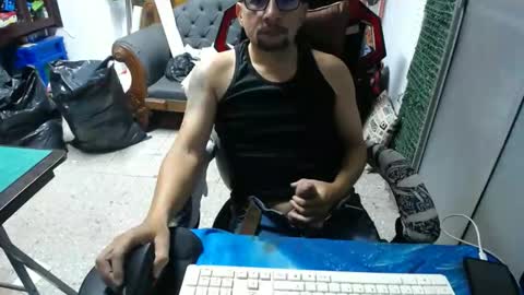 Snapshot of alexamdergal chatting on March 7, 12:45 pm Alexamdergal online show from March 7, 12:45 pm
