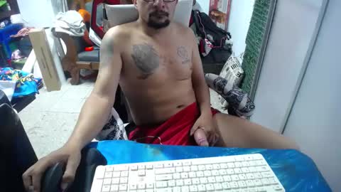 Snapshot of alexamdergal chatting on January 21, 3:50 pm Alexamdergal online show from January 21, 3:50 pm