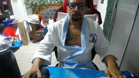 Snapshot of alexamdergal chatting on January 19, 12:07 pm Alexamdergal online show from January 19, 12:07 pm