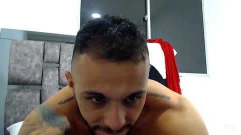 alexander_2015 online show from September 25, 5:17 am