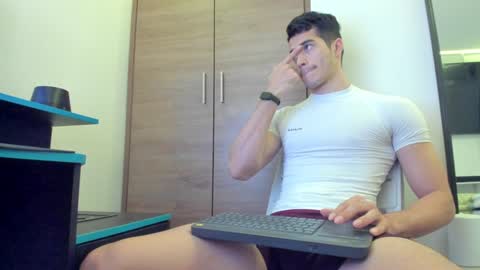 alexander__lips online show from February 8, 1:32 am