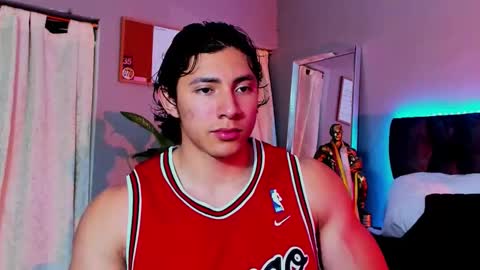 Snapshot of alexander_classy chatting on October 13, 1:22 am Alex online show from October 13, 1:22 am