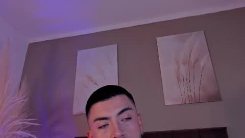 Alexander Diaz online show from June 16, 11:34 am