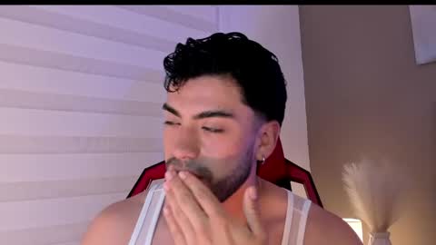 Alexander Diaz online show from April 15, 7:58 pm