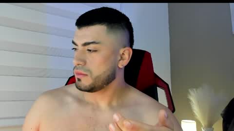 Alexander Diaz online show from April 20, 11:35 am