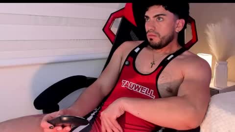 Alexander Diaz online show from April 18, 7:58 pm