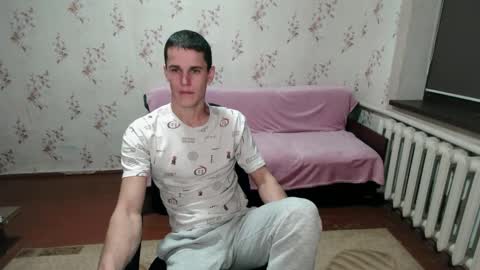Snapshot of alexanderstrongs chatting on December 27, 6:42 pm alexanderstrongs online show from December 27, 6:42 pm