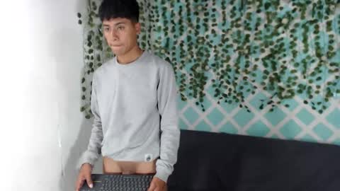 Snapshot of alexandluke1 chatting on September 13, 3:35 pm chicos hot online show from September 13, 3:35 pm