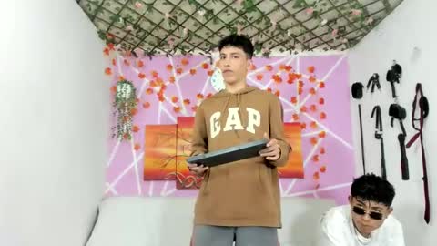 Snapshot of alexandluke1 chatting on February 13, 7:10 pm chicos hot online show from February 13, 7:10 pm