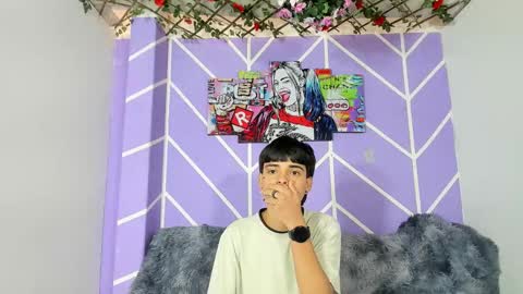 Snapshot of alexandluke1 chatting on February 25, 7:58 pm chicos hot online show from February 25, 7:58 pm