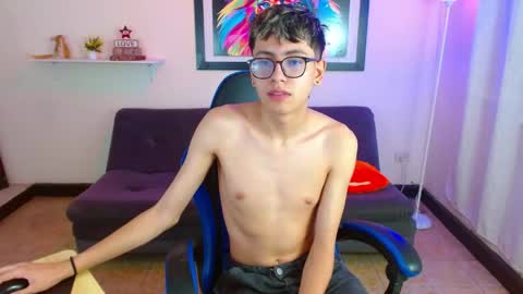 alex online show from May 9, 2:40 pm