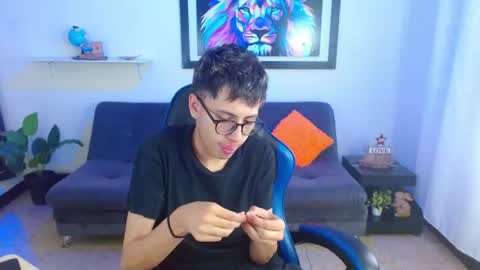 alex online show from June 22, 2:21 pm