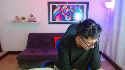 alex online show from June 17, 2:19 pm