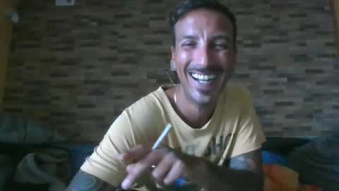 Snapshot of alexdelarge23 chatting on October 23, 1:58 pm alexdelarge23 online show from October 23, 1:58 pm