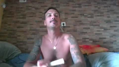 Snapshot of alexdelarge23 chatting on September 16, 6:09 pm alexdelarge23 online show from September 16, 6:09 pm