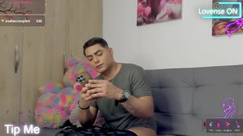 Alex  online show from April 16, 8:09 pm