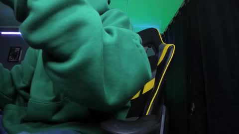 Snapshot of alexgiraldo__ chatting on October 3, 11:04 am alexgiraldo__ online show from October 3, 11:04 am