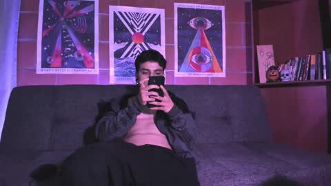 Alexi Jacobs online show from October 20, 3:43 am