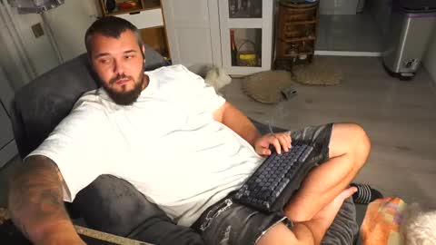 Snapshot of alexirr chatting on September 10, 8:40 pm Alex online show from September 10, 8:40 pm