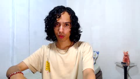 Alexis online show from May 10, 7:04 pm