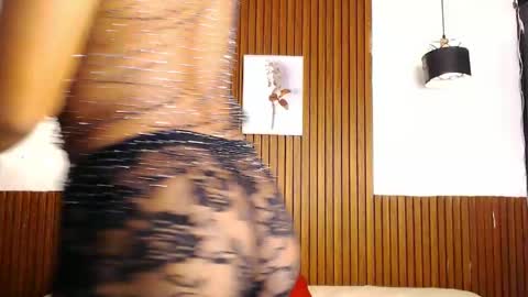 alexis_23cm online show from May 4, 11:45 am