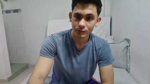 Alexis online show from April 3, 1:24 am