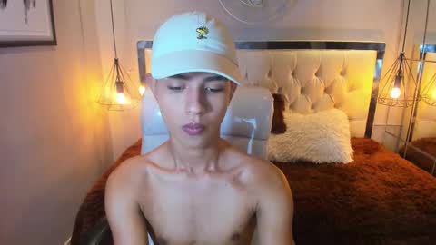 Alex online show from February 5, 1:29 pm