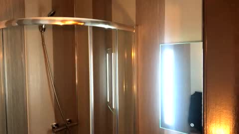 alexlive1 online show from October 20, 8:57 pm