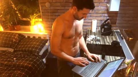 alexlive1 online show from October 18, 11:20 pm