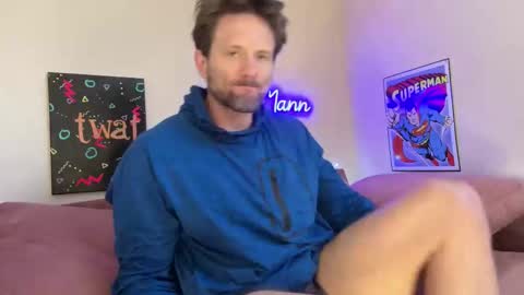 Alex Mann online show from March 3, 6:04 pm