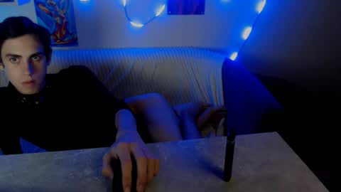 Snapshot of alexnaughty14 chatting on October 10, 8:30 am alexnaughty14 online show from October 10, 8:30 am
