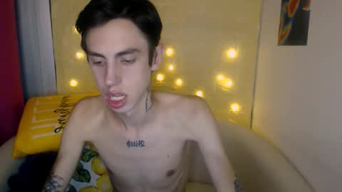 Snapshot of alexnaughty14 chatting on September 19, 4:07 pm alexnaughty14 online show from September 19, 4:07 pm