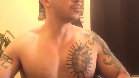 Alexxx online show from May 14, 1:42 pm