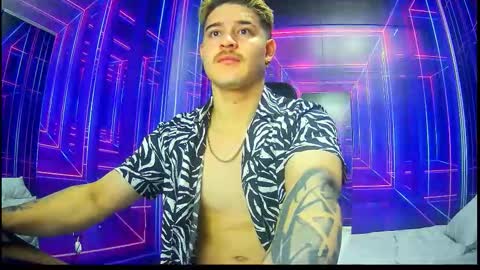 Alex online show from September 29, 6:59 pm