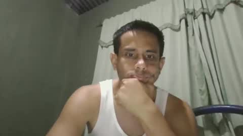 Snapshot of alextico1 chatting on January 19, 5:26 am Alex online show from January 19, 5:26 am