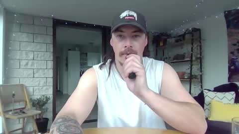 Alex online show from November 6, 3:53 am