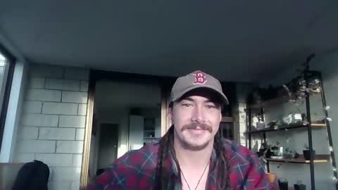 Snapshot of alexx1169 chatting on February 13, 7:03 am Alex online show from February 13, 7:03 am