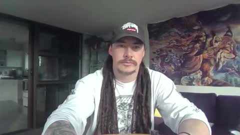 Snapshot of alexx1169 chatting on October 9, 5:12 am Alex online show from October 9, 5:12 am