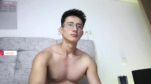 Alex online show from October 30, 12:35 am