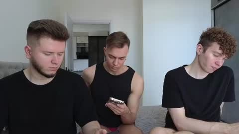 AlexDimaIgor online show from June 15, 8:28 am