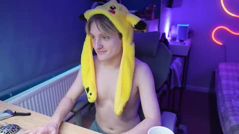 Alexycutie online show from January 15, 11:25 am