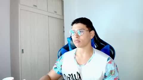 alexys_xx online show from January 12, 3:05 pm