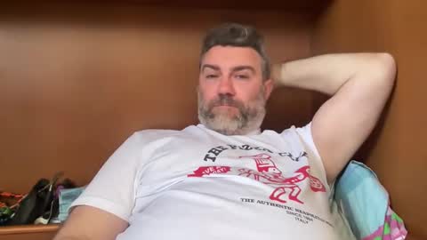 alfali online show from May 1, 2:52 pm